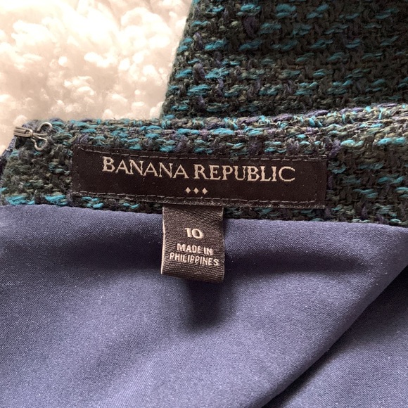 BOGO free.  Teal and black Banana Republic skirt. Tweed look. Mint condition - Picture 3 of 5
